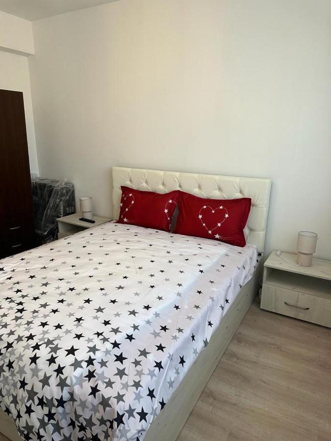 Velovan Apartment Craiova Exterior foto