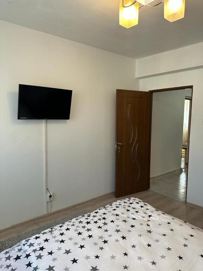 Velovan Apartment Craiova Exterior foto